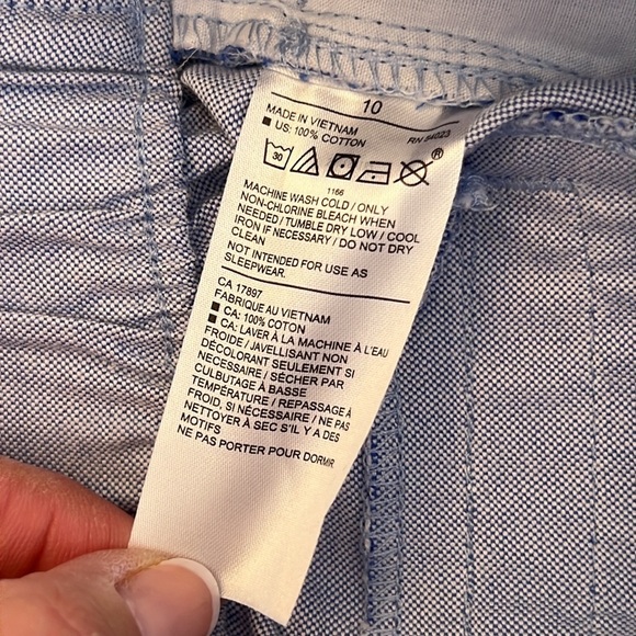 Janie and Jack Cuffed Oxford Short - Picture 7 of 9